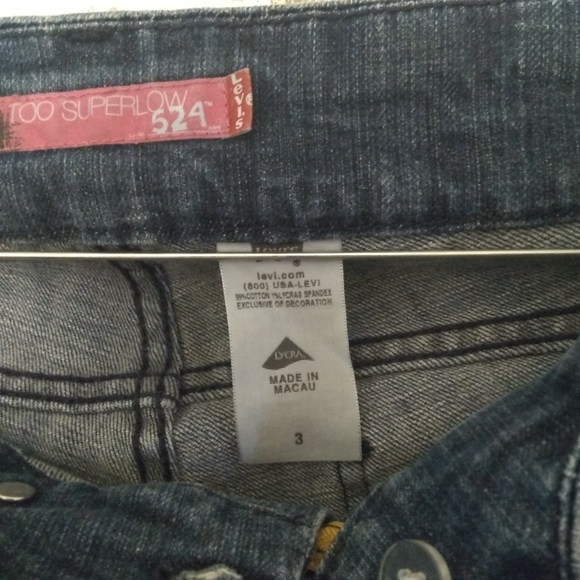 Women levi jean shorts 524 size 3 - Picture 1 of 6